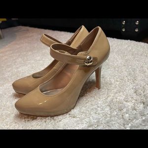 White House Black Market Nude Heels